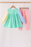 Colorblock character applique ruffle pants set